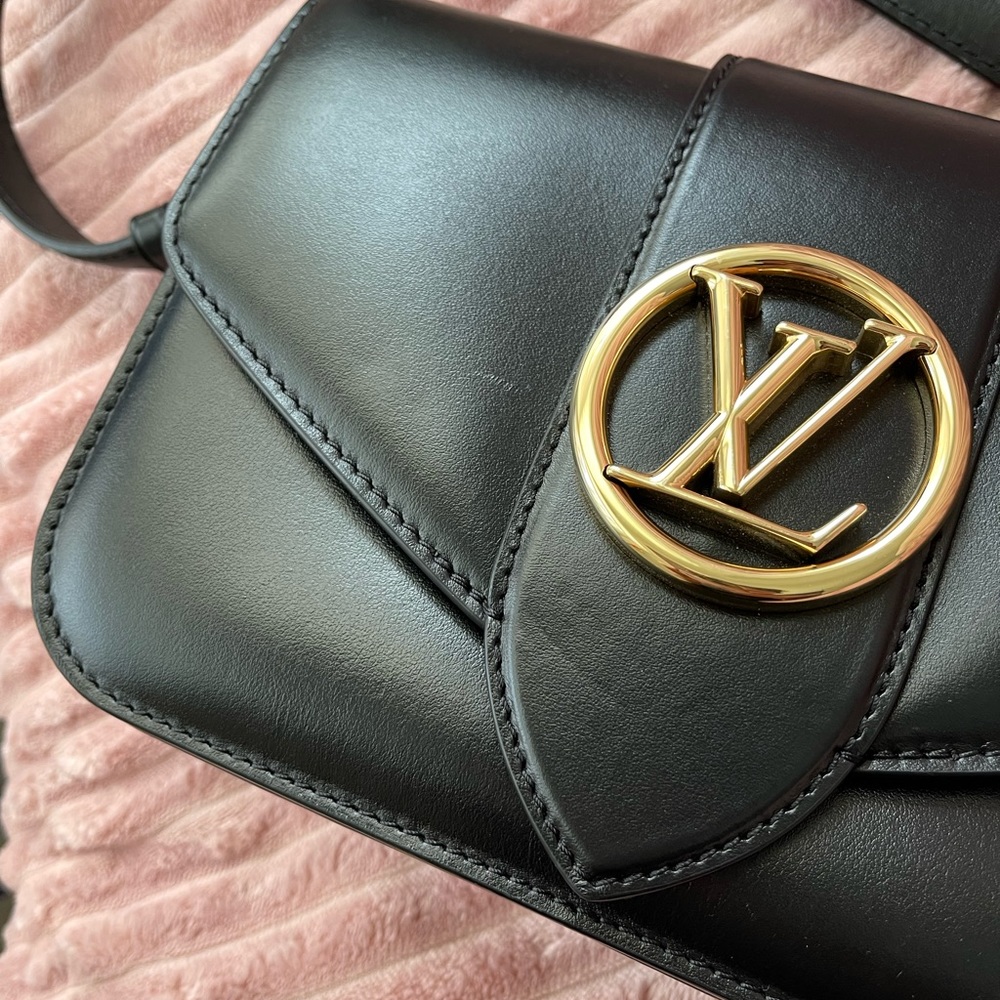 Louis Vuitton LV Pont 9 crossbody leather handbag black - Picture 2 of 10